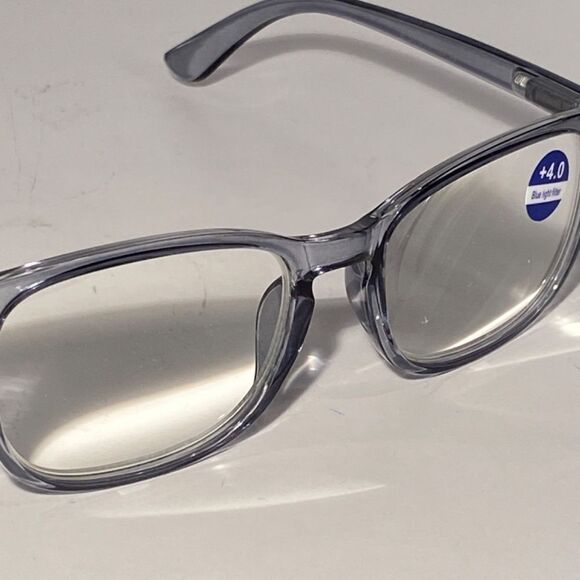 1132 Colette 4.0 Clear Grey Reading Glasses Soft Butterfly Style Readers NWT - Picture 7 of 9